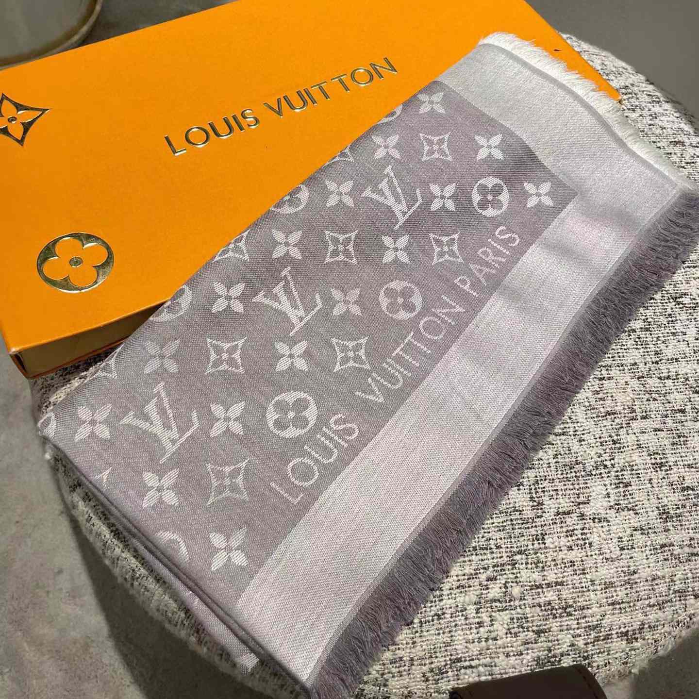 Louis Vuitton Monogram Classic Shawl - PerfectKickZ