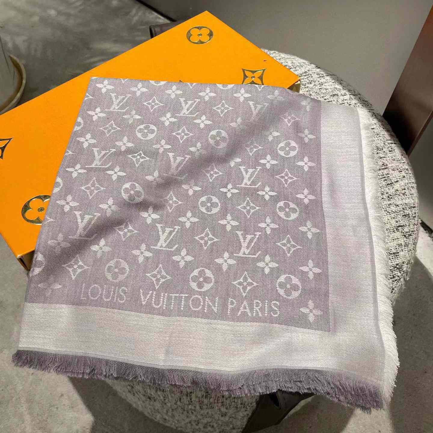 Louis Vuitton Monogram Classic Shawl - PerfectKickZ