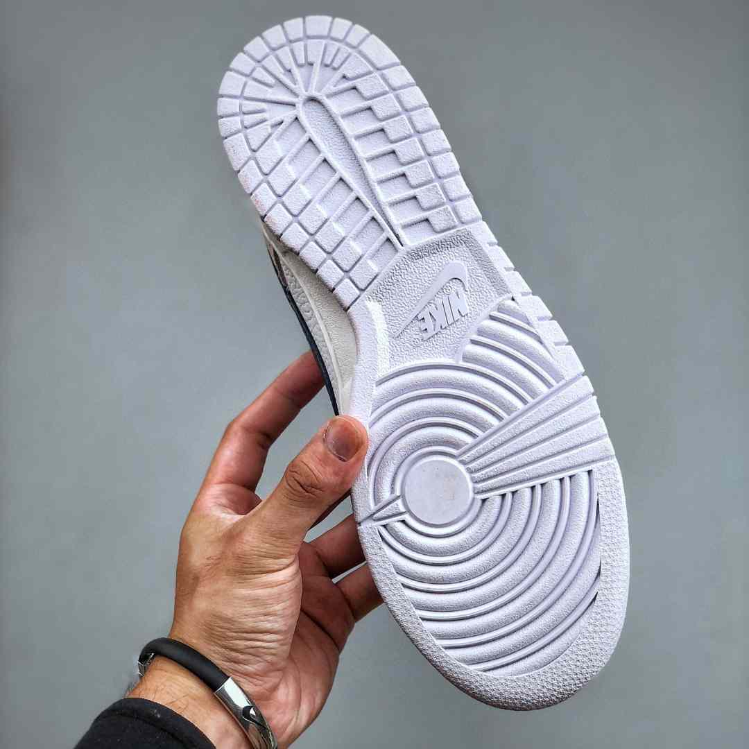 Nike Dunk Low SB Sneakers     FJ4227-001 - PerfectKickZ