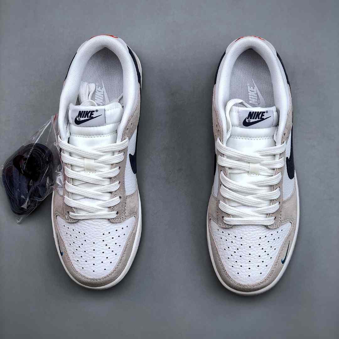 Nike Dunk Low SB Sneakers     FJ4227-001 - 