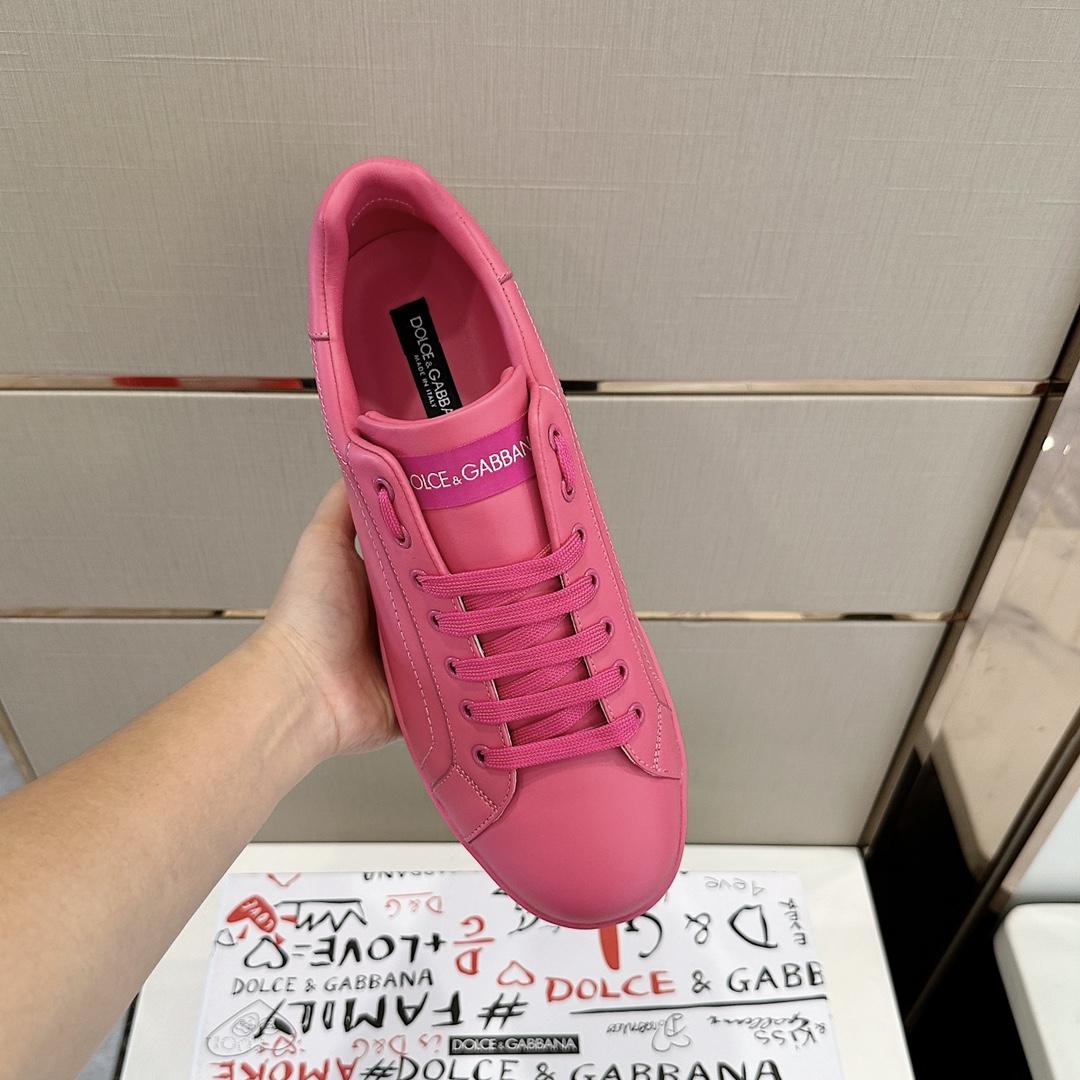 Dolce & Gabbana Embossed Logo Sneakers - PerfectKickZ