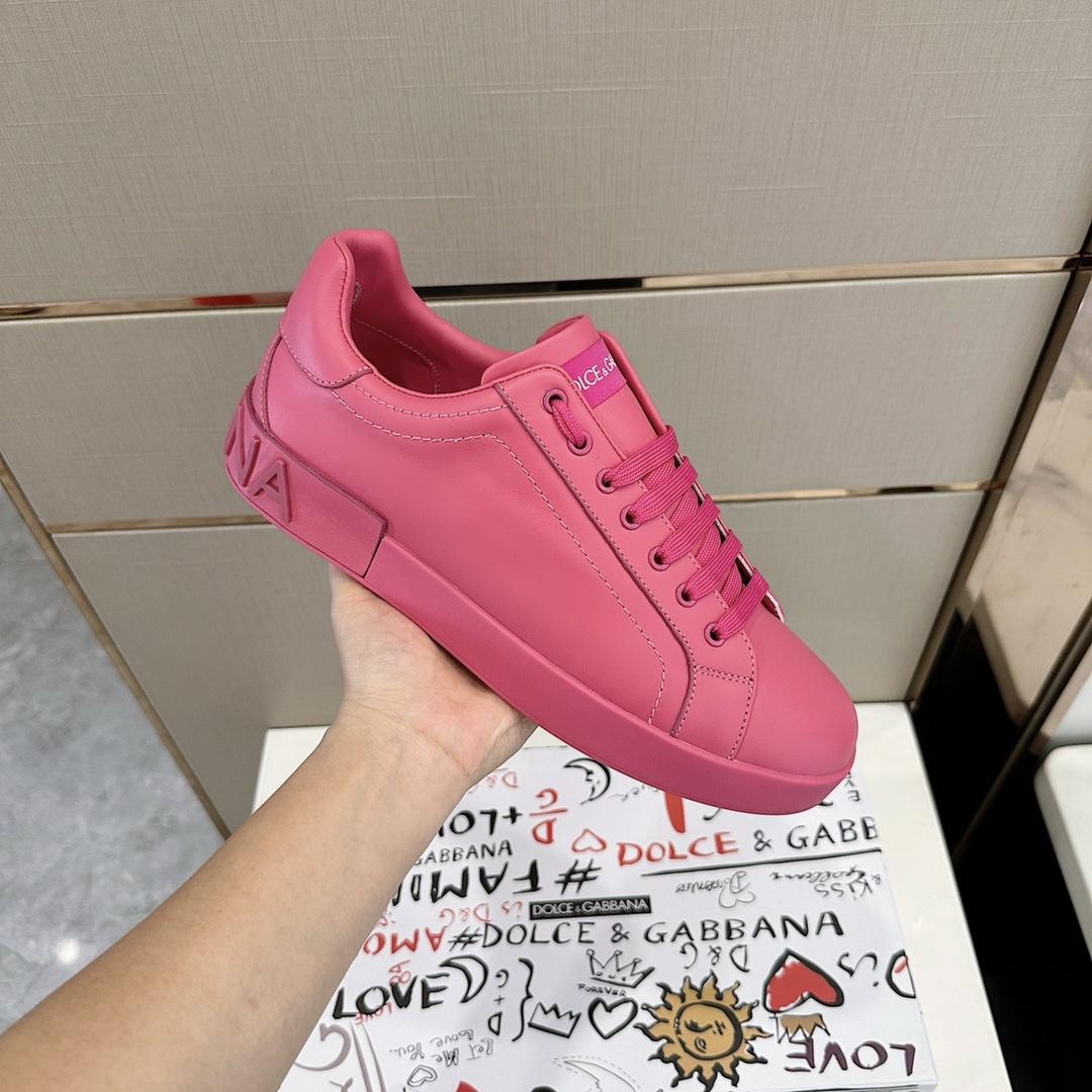 Dolce & Gabbana Embossed Logo Sneakers - PerfectKickZ