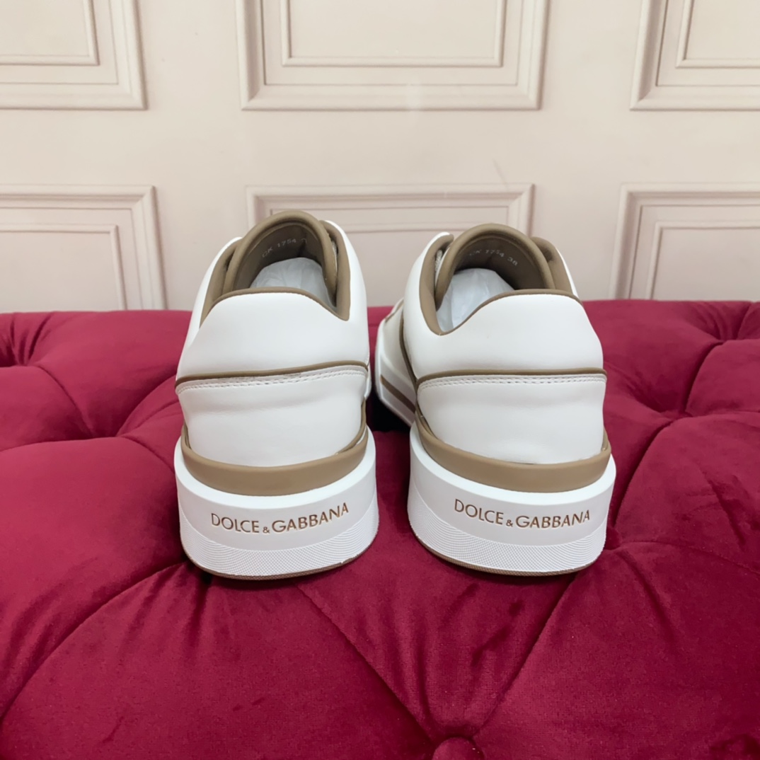 Dolce & Gabbana White New Roma Sneakers - PerfectKickZ