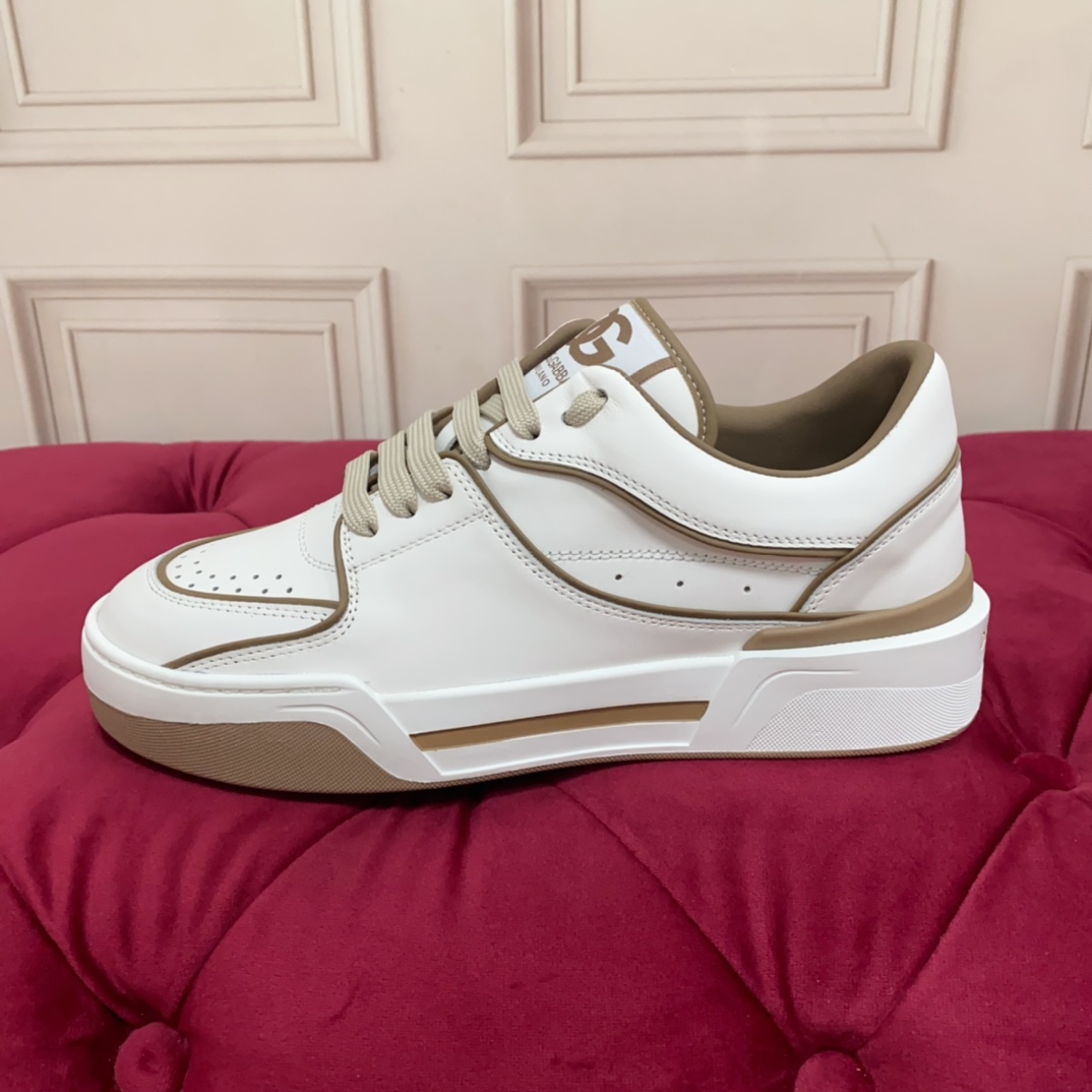 Dolce & Gabbana White New Roma Sneakers - PerfectKickZ