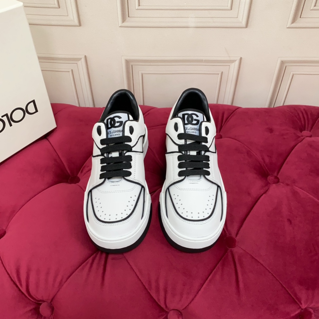 Dolce & Gabbana New Roma Sneakers - PerfectKickZ
