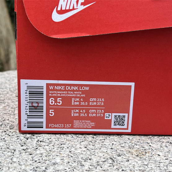 Nike Dunk Low Sneaker      FD4623-157 - PerfectKickZ