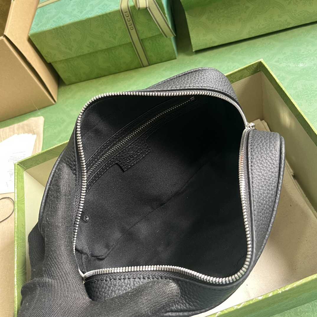 Gucci Jumbo GG Toiletry Case  (23x 14.5x 6.5cm) - PerfectKickZ