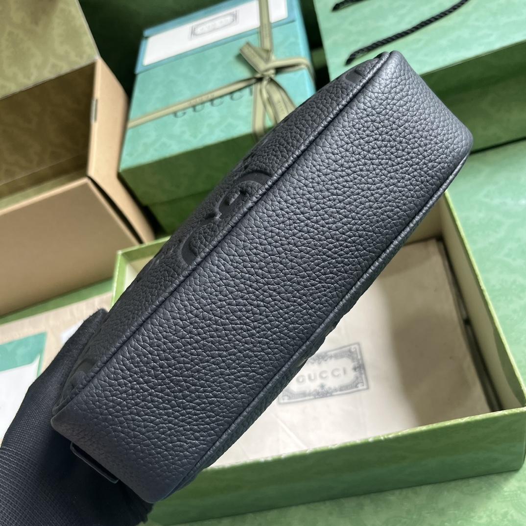 Gucci Jumbo GG Toiletry Case  (23x 14.5x 6.5cm) - PerfectKickZ