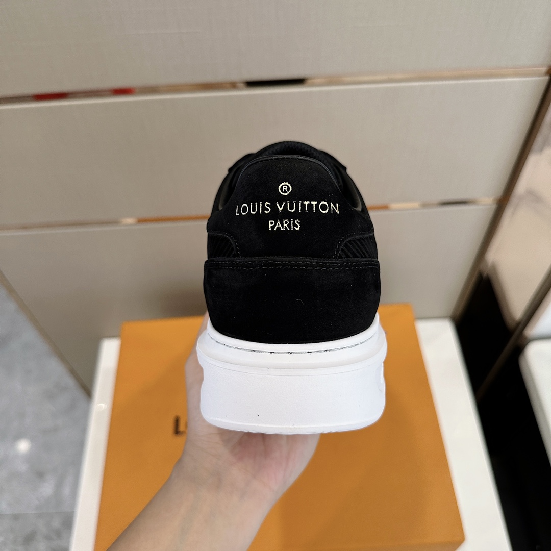 Louis Vuitton Beverly Hills Sneaker (Upon UK Size)  1AC63U - PerfectKickZ