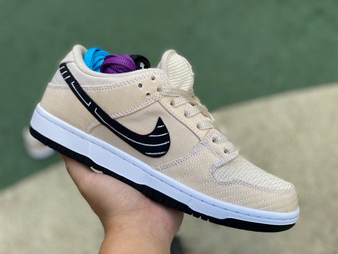 Albino & Preto x Nike Dunk SB Low Sneakers       FD2627-200 - PerfectKickZ
