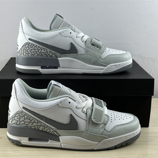 Nike Air Jordan Legacy 312 Low Sneaker    PV8115-101 - 