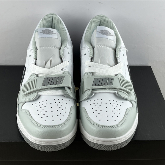 Nike Air Jordan Legacy 312 Low Sneaker    PV8115-101 - 