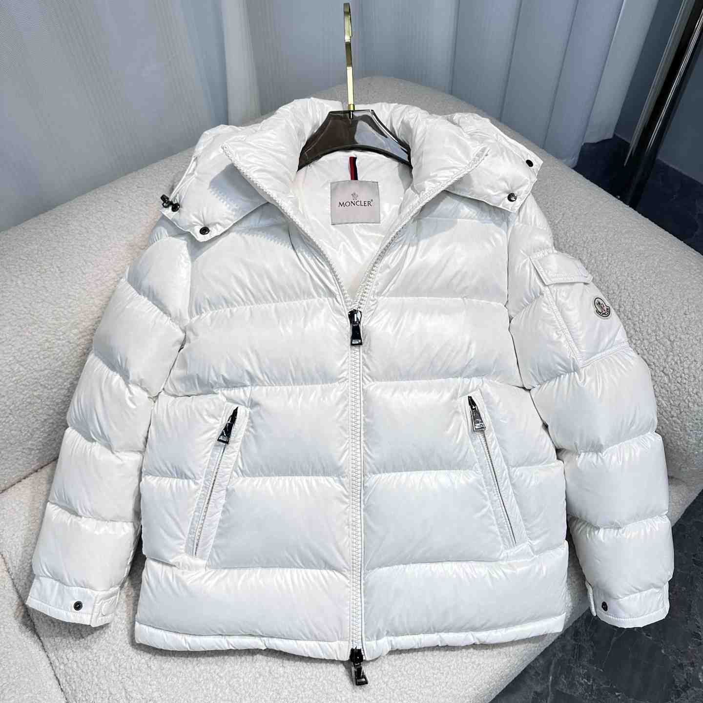Moncler Maire Short Down Jacket - PerfectKickZ