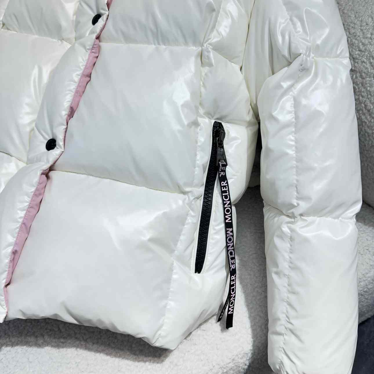 Moncler Parana Short Down Jacket - PerfectKickZ
