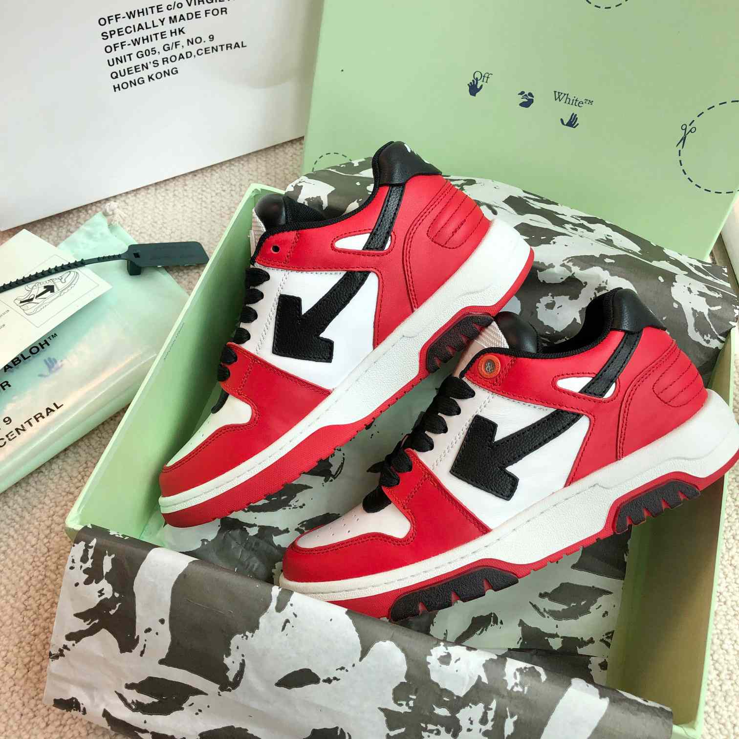 Off White Out Of Office Calf Leather Sneaker - PerfectKickZ