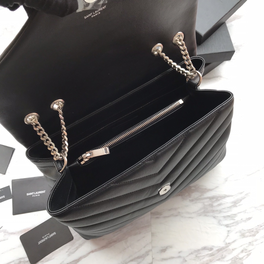 Saint Laurent Loulou Medium Chain Shoulder Bag  (32x22x11cm) - 
