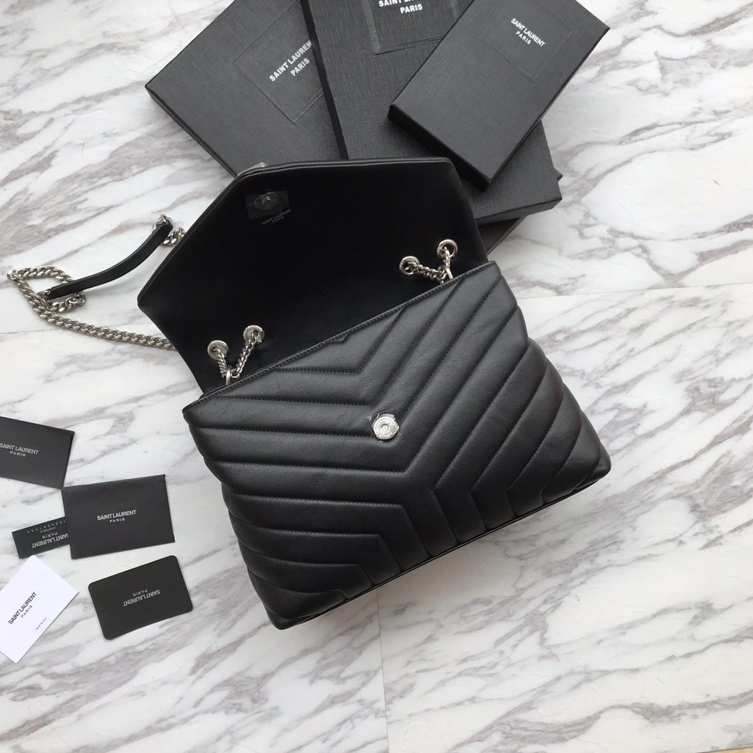 Saint Laurent Loulou Medium Chain Shoulder Bag  (32x22x11cm) - 