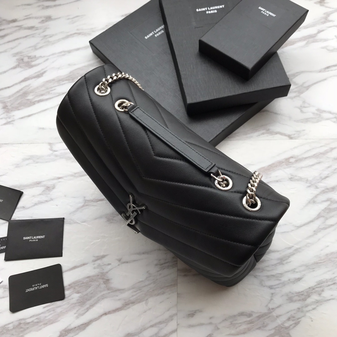 Saint Laurent Loulou Medium Chain Shoulder Bag  (32x22x11cm) - 