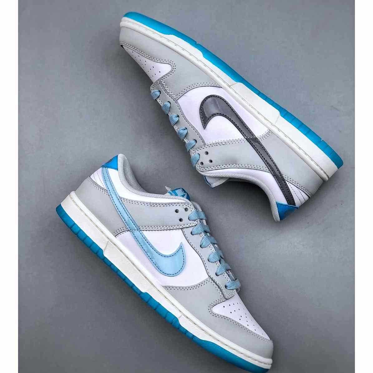 Nike Dunk Low SB Sneakers     FF3451-141 - PerfectKickZ