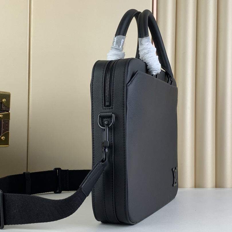 Louis Vuitton Pilot Briefcase (39 x 29 x 6cm)  M23778 - PerfectKickZ