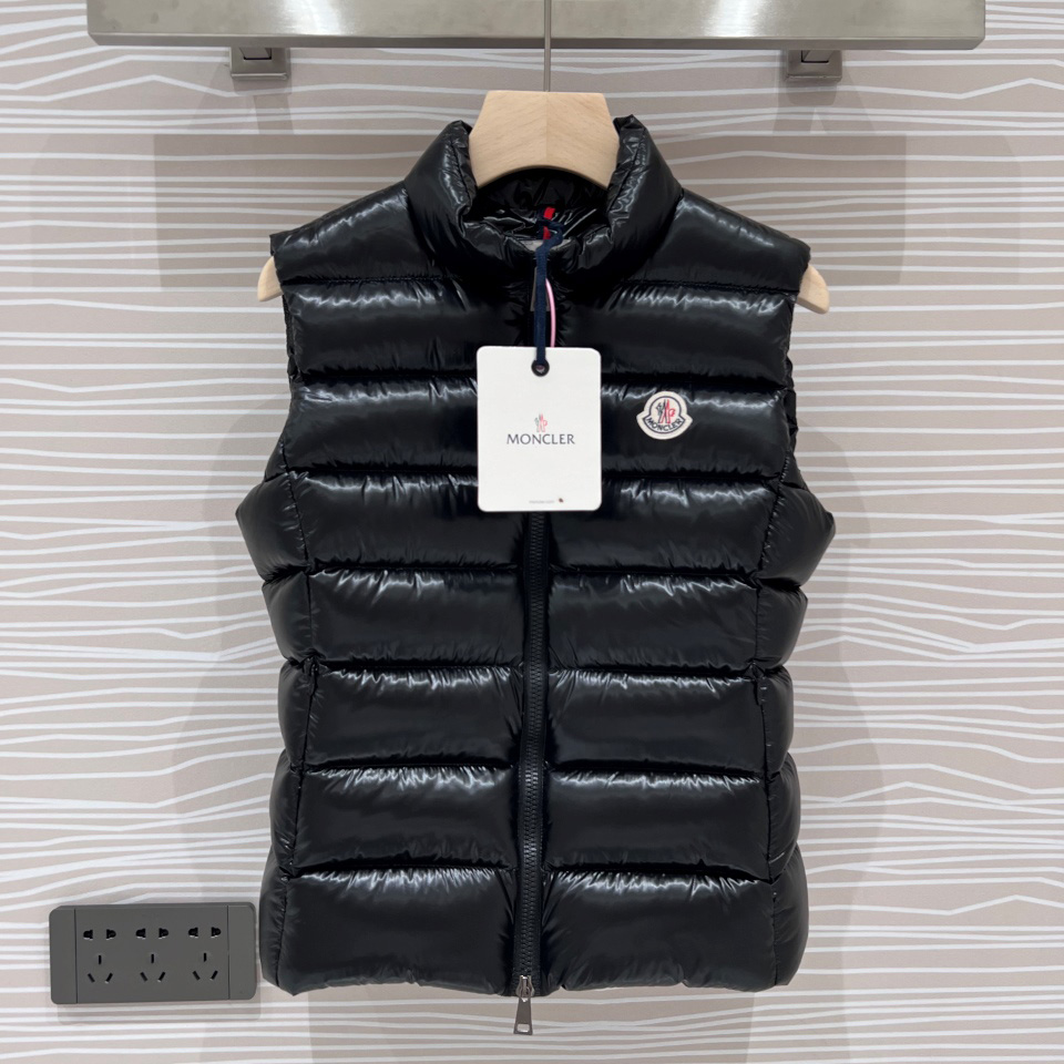 Moncler Ghany Down Vest - PerfectKickZ