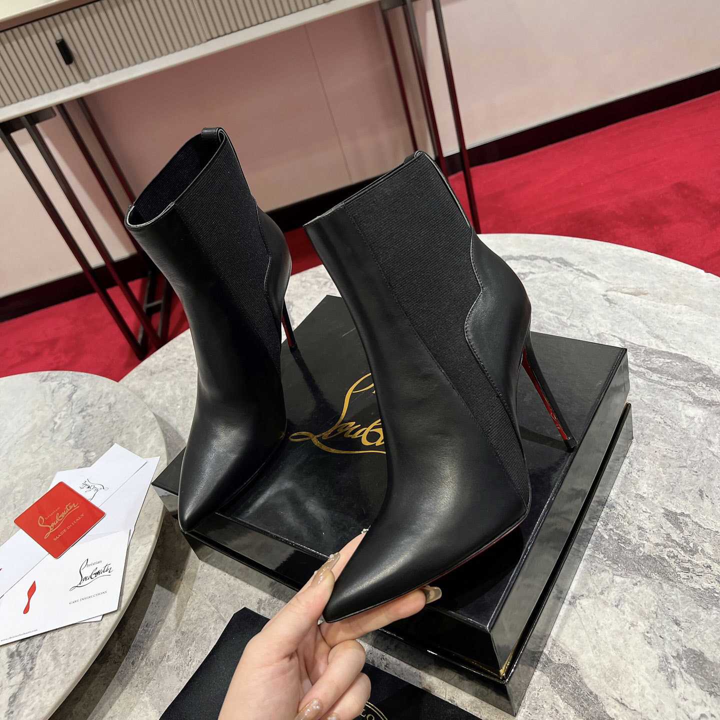 Christian Louboutin Chelsea Chick Booty 100 mm - PerfectKickZ