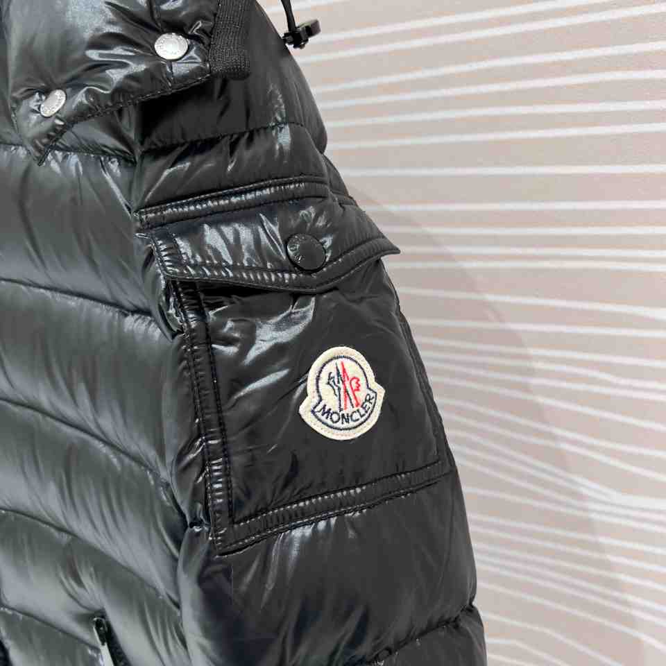 Moncler Bady Short Down Jacket - PerfectKickZ