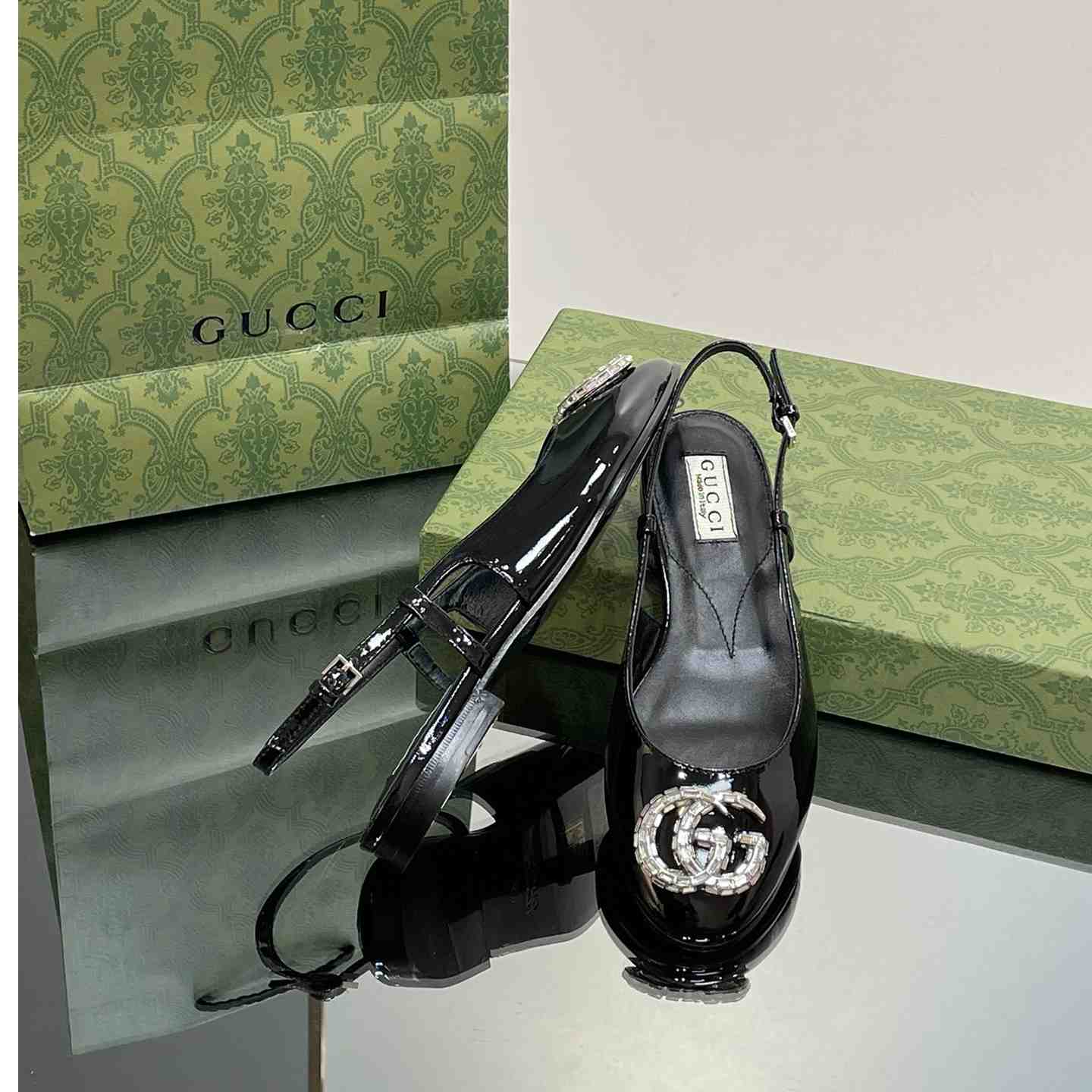 Gucci Women's Ballerina With Double G - PerfectKickZ