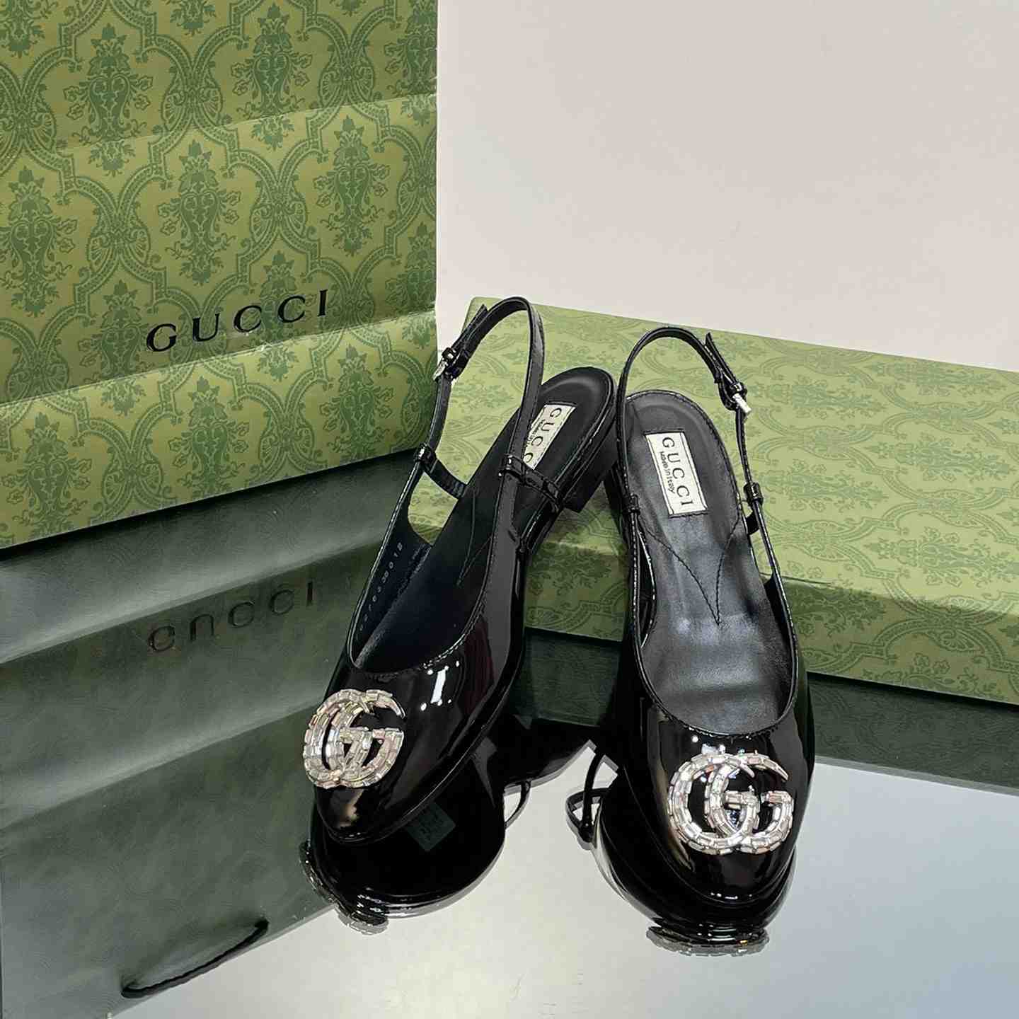 Gucci Women's Ballerina With Double G - PerfectKickZ