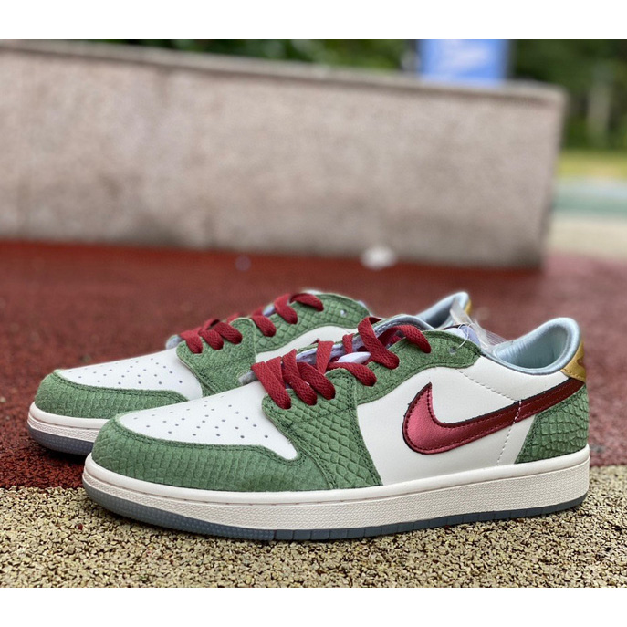 Air Jordan 1 Retro Low Sneaker     FN3727-100 - PerfectKickZ