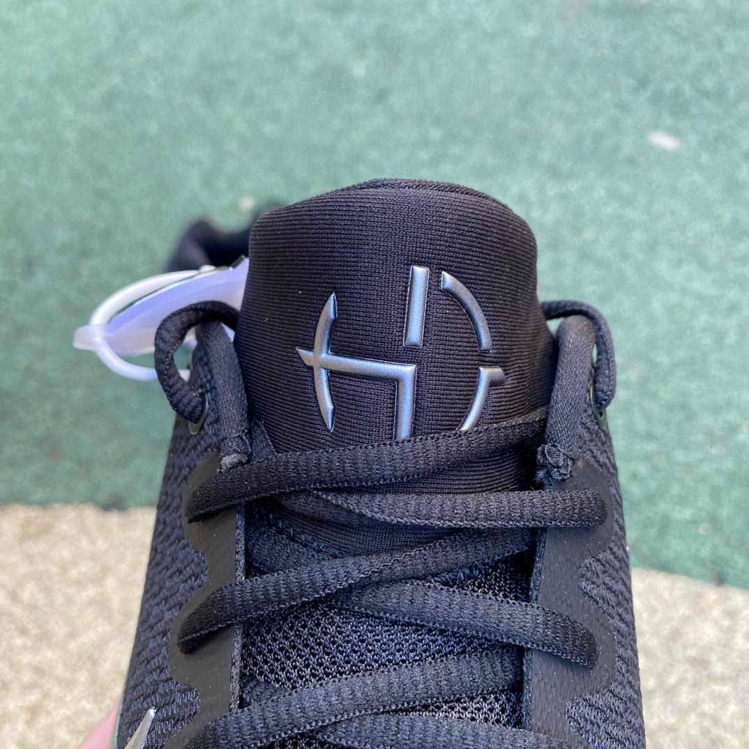 Nike Hyperdunk 2017 Low TB University Sneaker     897812-001 - PerfectKickZ