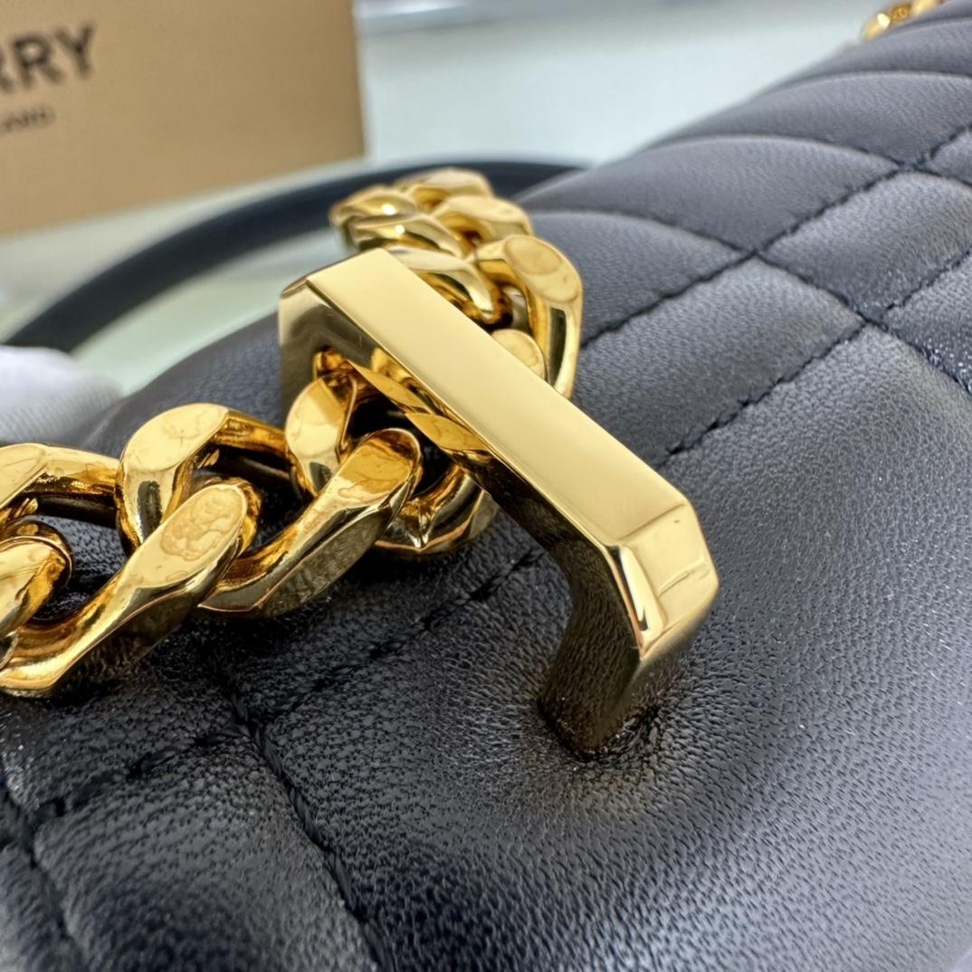 Burberry Quilted Lola Bag (23-6-13cm) - PerfectKickZ