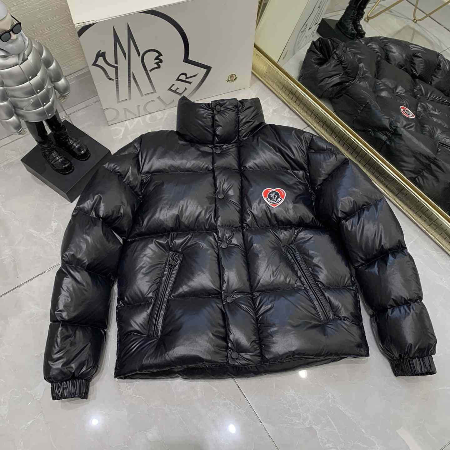 Moncler Misam short down jacket - PerfectKickZ