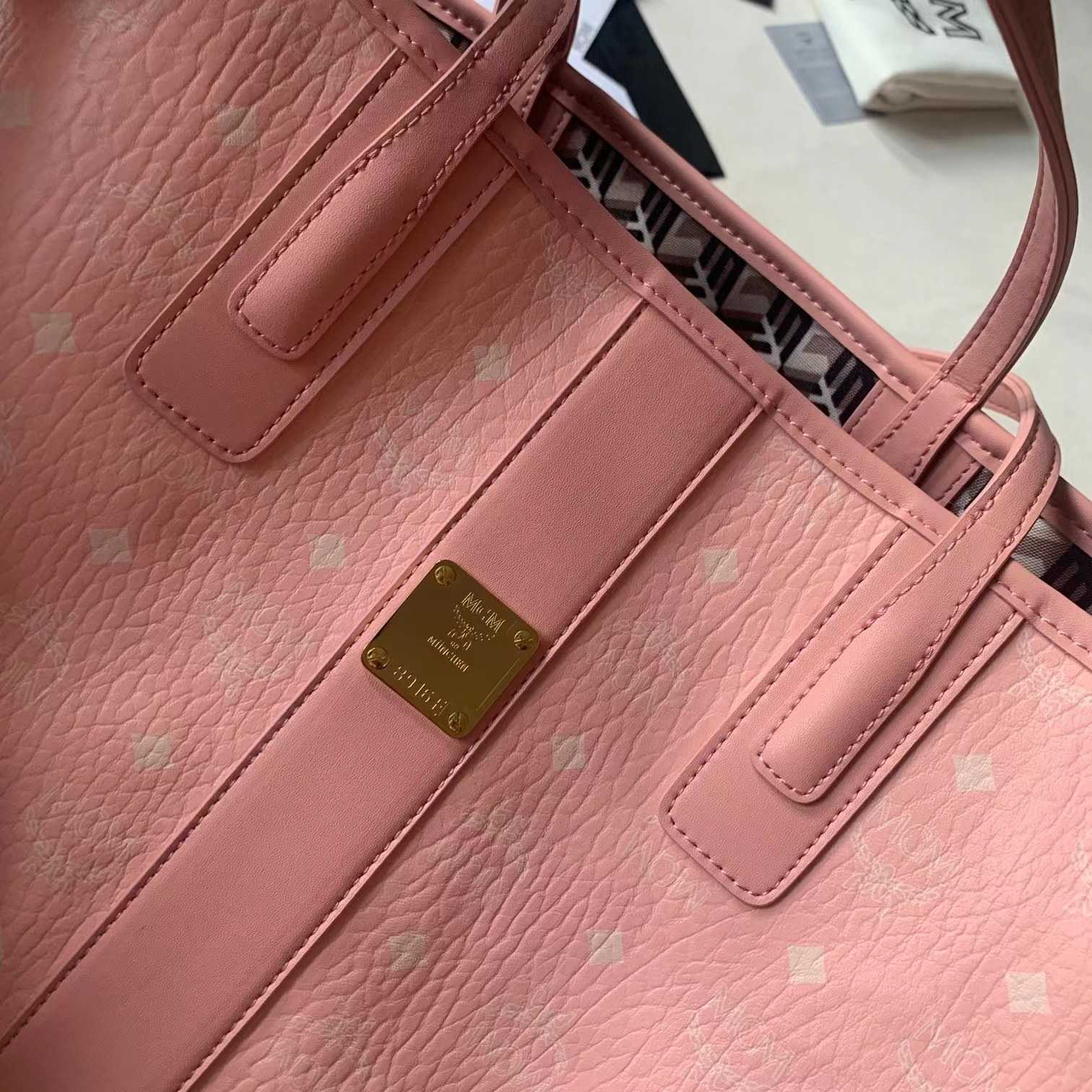 MCM Liz Reversible Shopper Tote (26*37*17cm) - PerfectKickZ