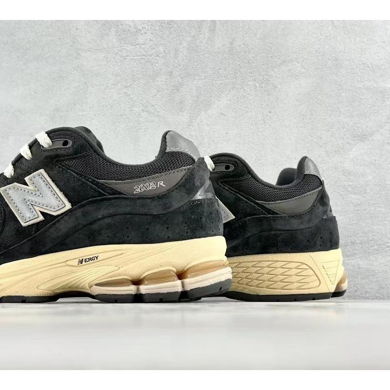 New Balance 2002R Sneakers    ML2002RHO - PerfectKickZ