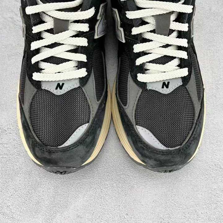 New Balance 2002R Sneakers    ML2002RHO - PerfectKickZ