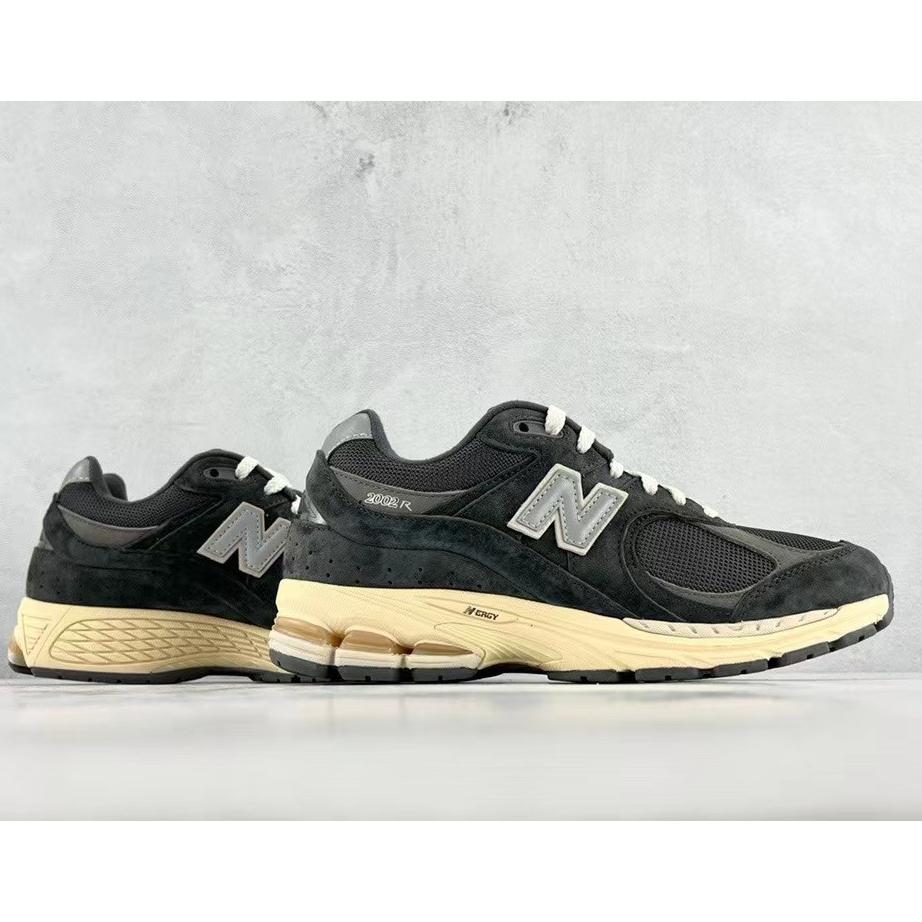 New Balance 2002R Sneakers    ML2002RHO - PerfectKickZ