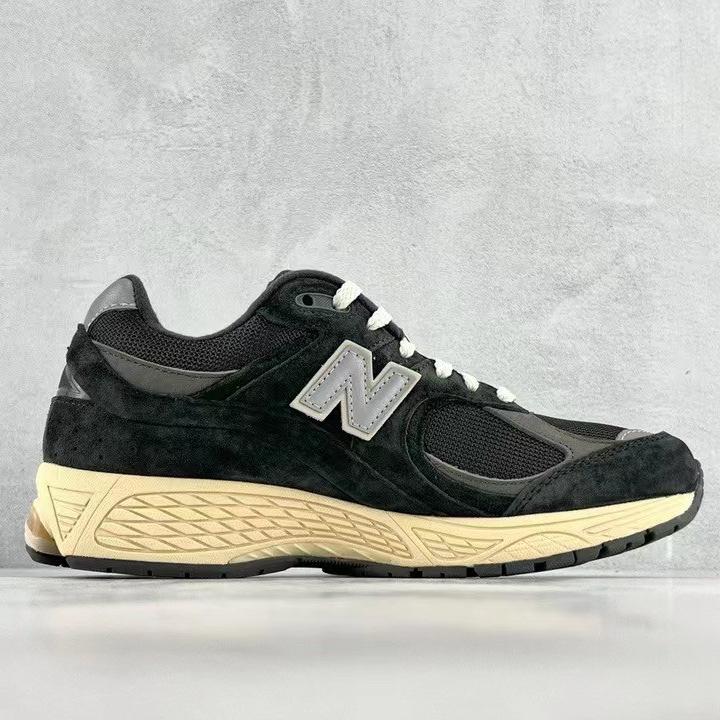 New Balance 2002R Sneakers    ML2002RHO - PerfectKickZ