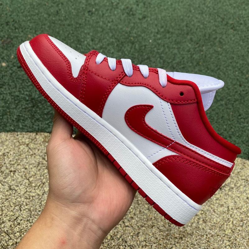Air Jordan 1 Low Sneaker     553560-615 - PerfectKickZ