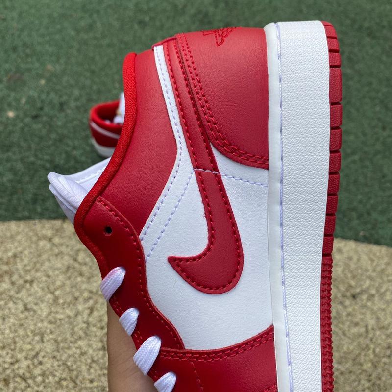 Air Jordan 1 Low Sneaker     553560-615 - PerfectKickZ