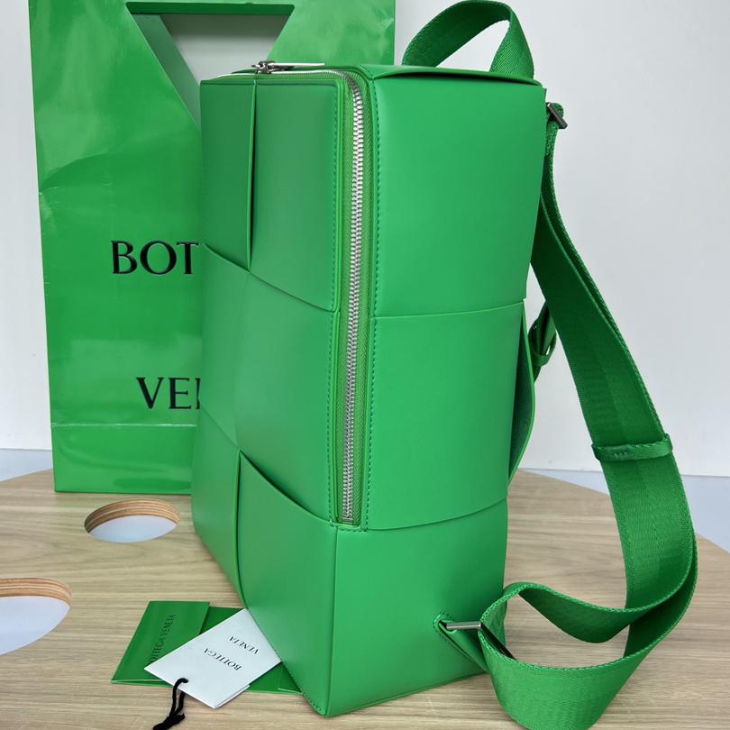 Bottega Veneta Arco Backpack - PerfectKickZ