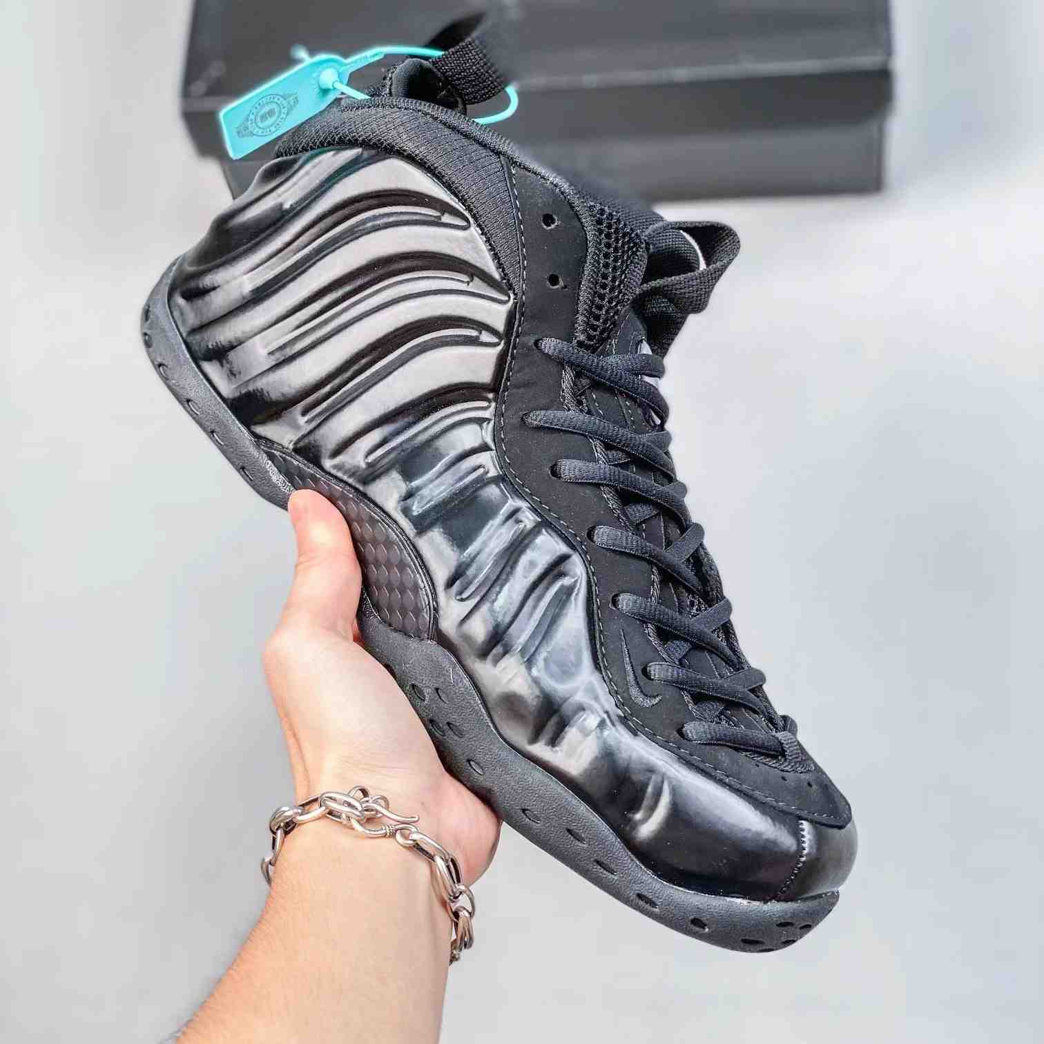 Nike Air Foamposite Pro Sneakers     jxd022a24 - PerfectKickZ