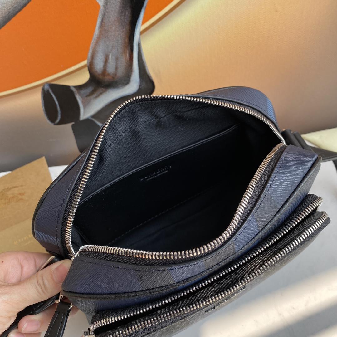Burberry Leather Paddy Bag - PerfectKickZ