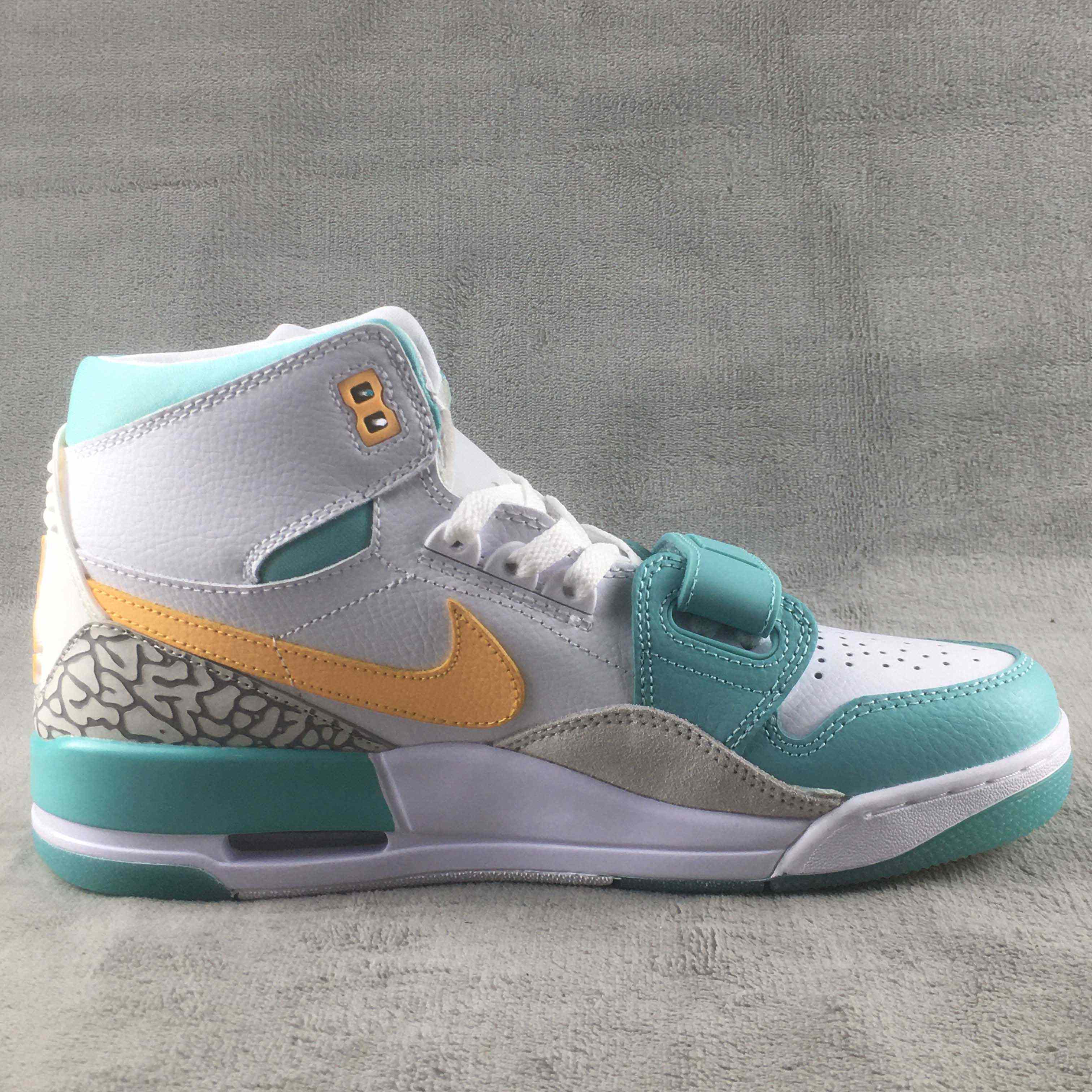 Air Jordan Legacy 312 Sneaker     FV3625-161 - PerfectKickZ