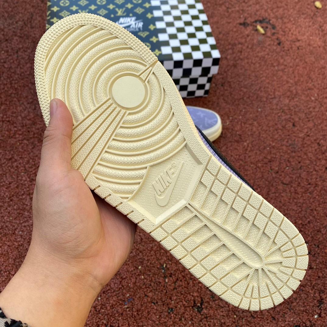 Tracis Scott x Air Jordan 1 Low Golf TS Sneaker     DZ8866-192 - 