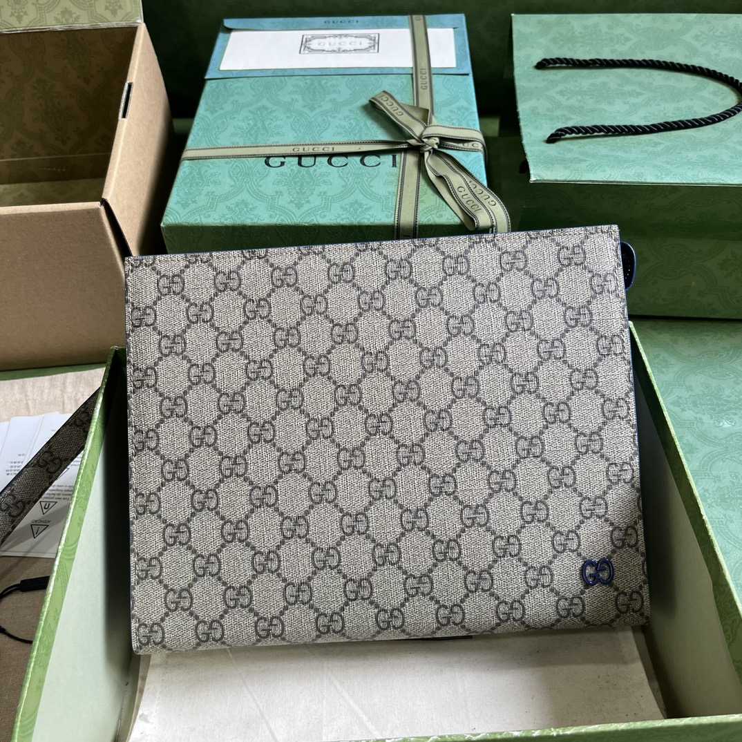 Gucci Pouch With GG Detail (18x 26x 6cm) - PerfectKickZ