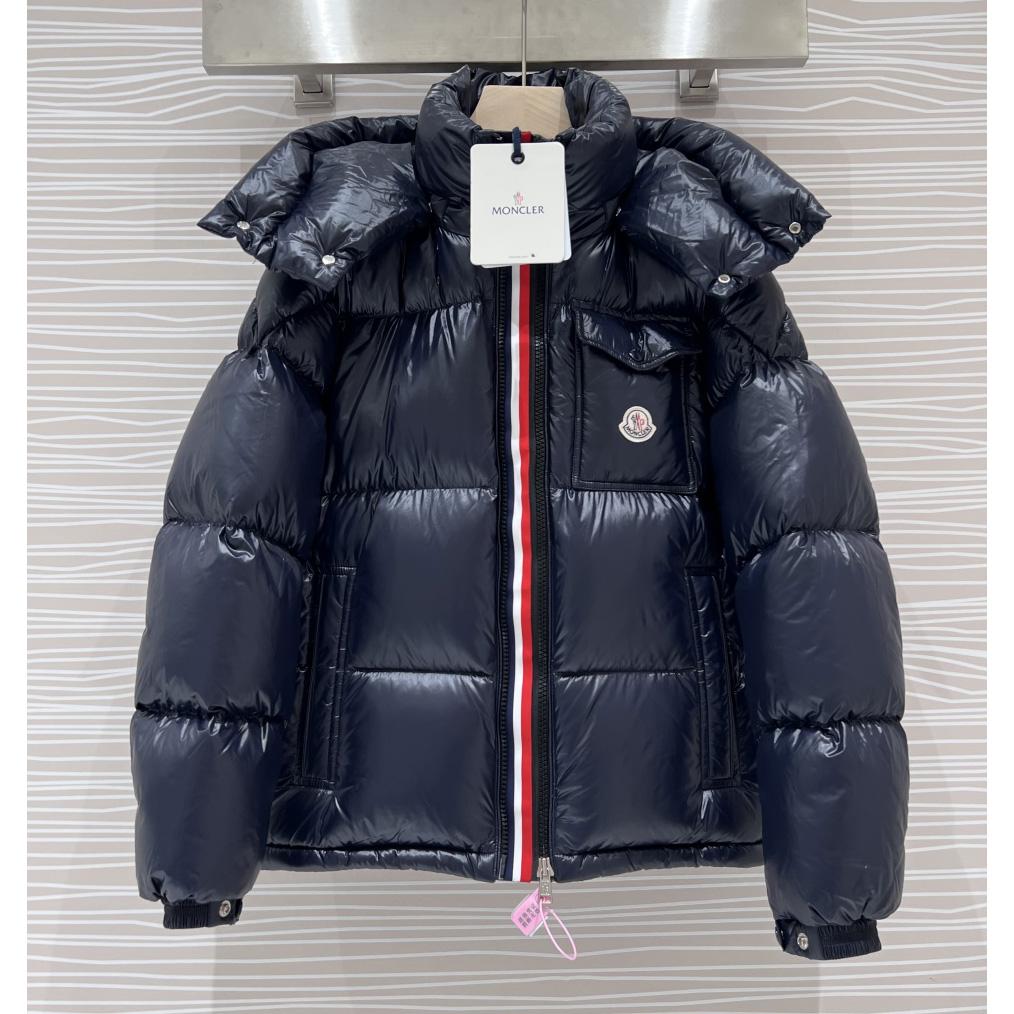 Moncler Montbeliard Short Down Jacket - PerfectKickZ