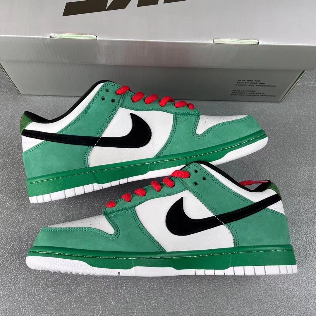 Nike Dunk SB Low Sneakers     304292-302 - 