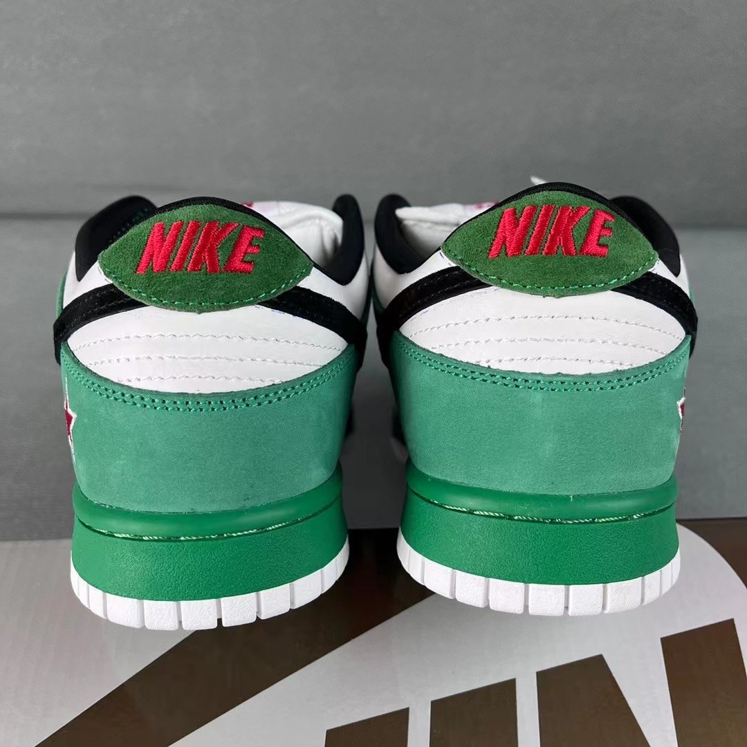 Nike Dunk SB Low Sneakers     304292-302 - 