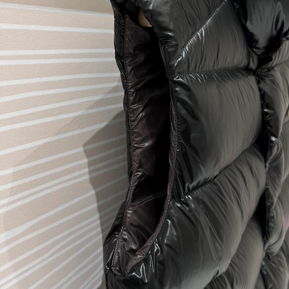 Moncler Tibb Down Vest - PerfectKickZ